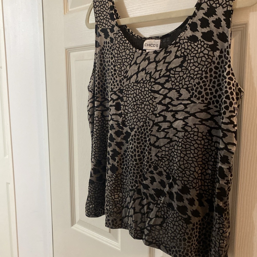 Chico Sleeveless Top Size 3 Silver Black‎ Shimmery K1